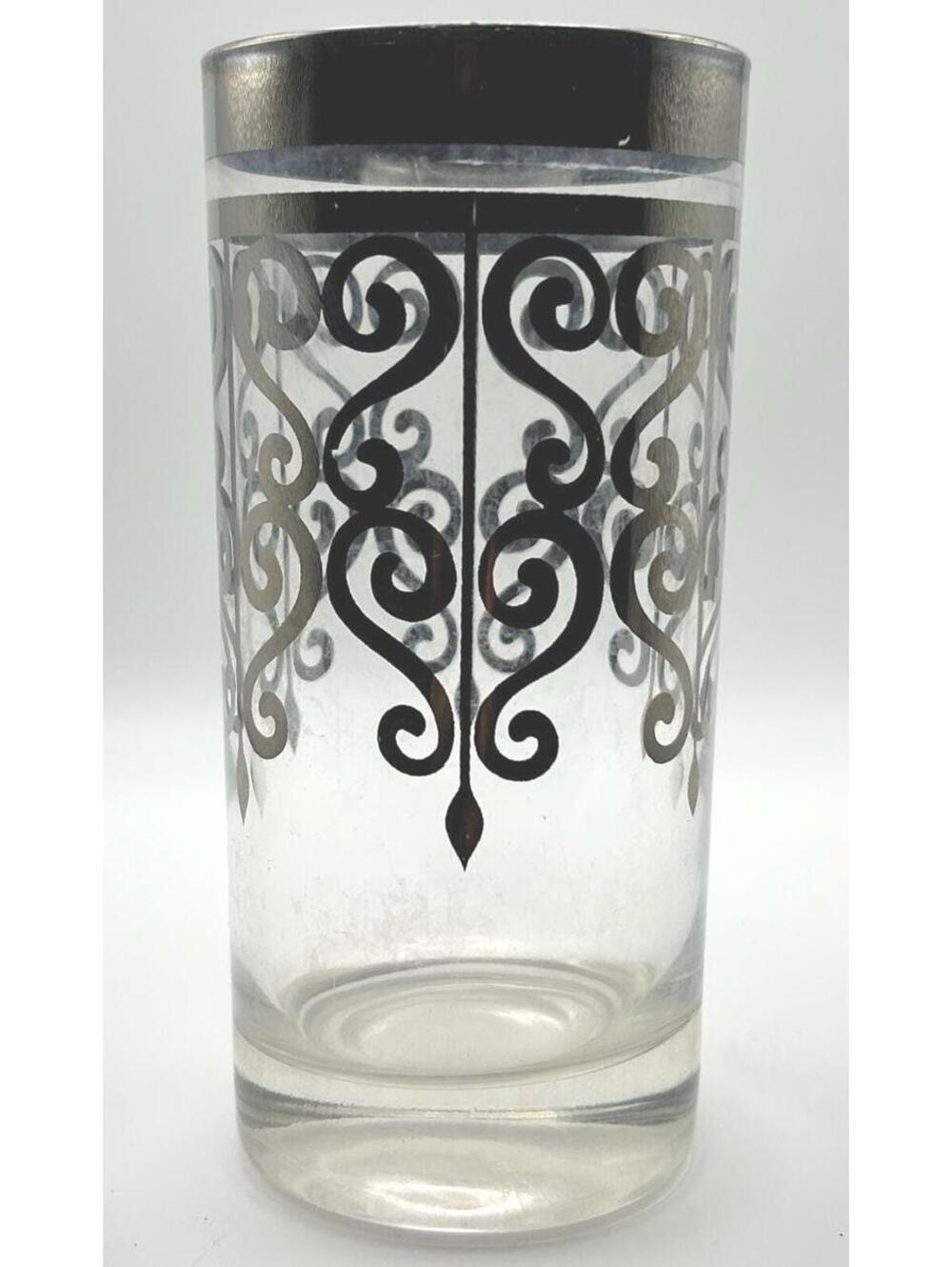 Dorothy Thorpe Platinum Band Scroll Cocktail Glass - Picture 6 of 9